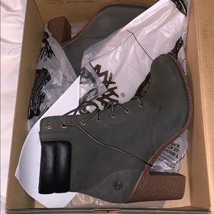 Women’s Timberland Boots